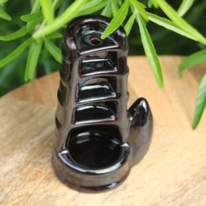 Brûleur d’encens cascade effet fumée pour créer une atmosphère zen et parfumée