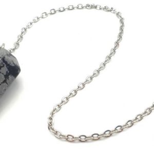 Pendule à facettes Obsidienne Neige 3,5 cm avec chaînette et boule 6 mm. Idéal pour radiesthésie, méditation, relaxation et développement personnel.