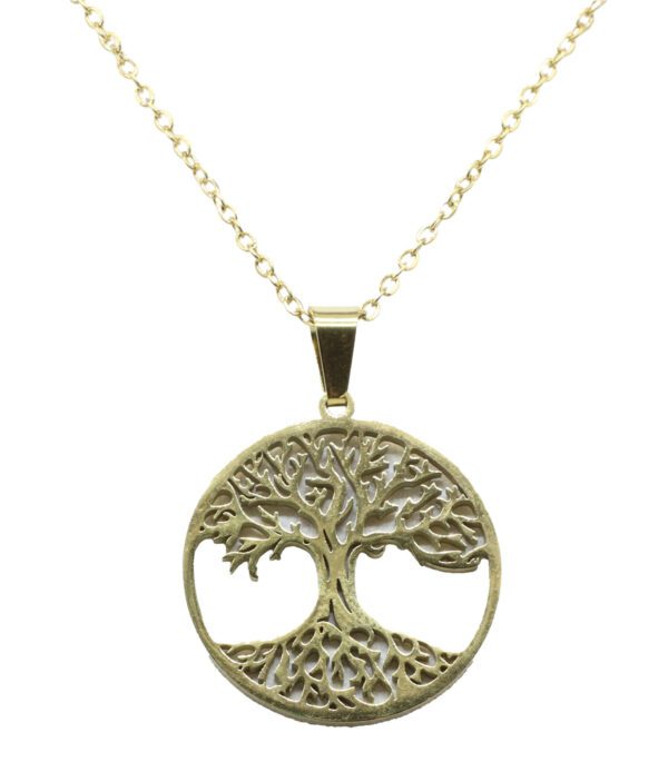 Le pendentif Arbre de Vie est un symbole universel de force, de croissance, d’équilibre et d’harmonie. Il représente le lien entre la terre et le ciel, la vie et l’énergie universelle, et incarne l’idée de renouveau et de développement personnel. Porter ce collier, c’est s’entourer d’un symbole positif qui inspire sérénité, protection et confiance. Sa présence subtile mais rayonnante attire équilibre et bien-être dans votre vie, tout en ajoutant une touche élégante et moderne à votre tenue. Fabriqué en acier inoxydable, ce collier bénéficie d’une grande résistance à l’usure et à l’oxydation. Le plaquage or apporte quant à lui brillance et raffinement, donnant au bijou un éclat lumineux et sophistiqué. Vous profitez ainsi d’un accessoire durable qui conserve son élégance au fil du temps, tout en restant léger et confortable à porter. Chaque détail a été soigneusement travaillé pour garantir un rendu parfait et harmonieux.