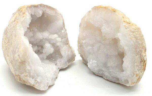 Géode de quartz clair : Cristal de Roche XXL de 25 cm, authentique. Idéale pour purifier et recharger vos pierres, méditation et décoration naturelle.